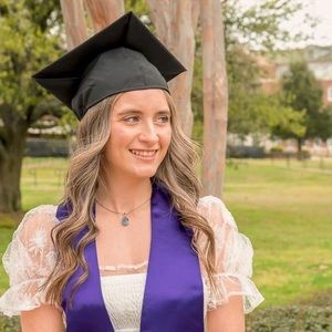 Meet your Posher, Brianna